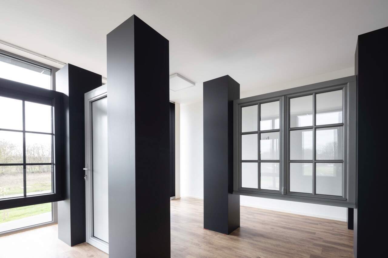 Showroom Chassisshop - Raamwinkel te Mont-Saint-Guibert